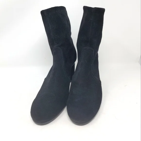 Stuart Weitzman Black Margot Suede Bootie Size 6 1/2 - Picture 2 of 9